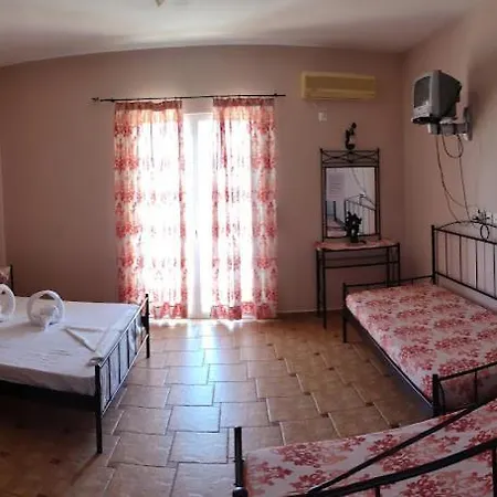 Hotel Takis Agios Georgios  Exterior foto